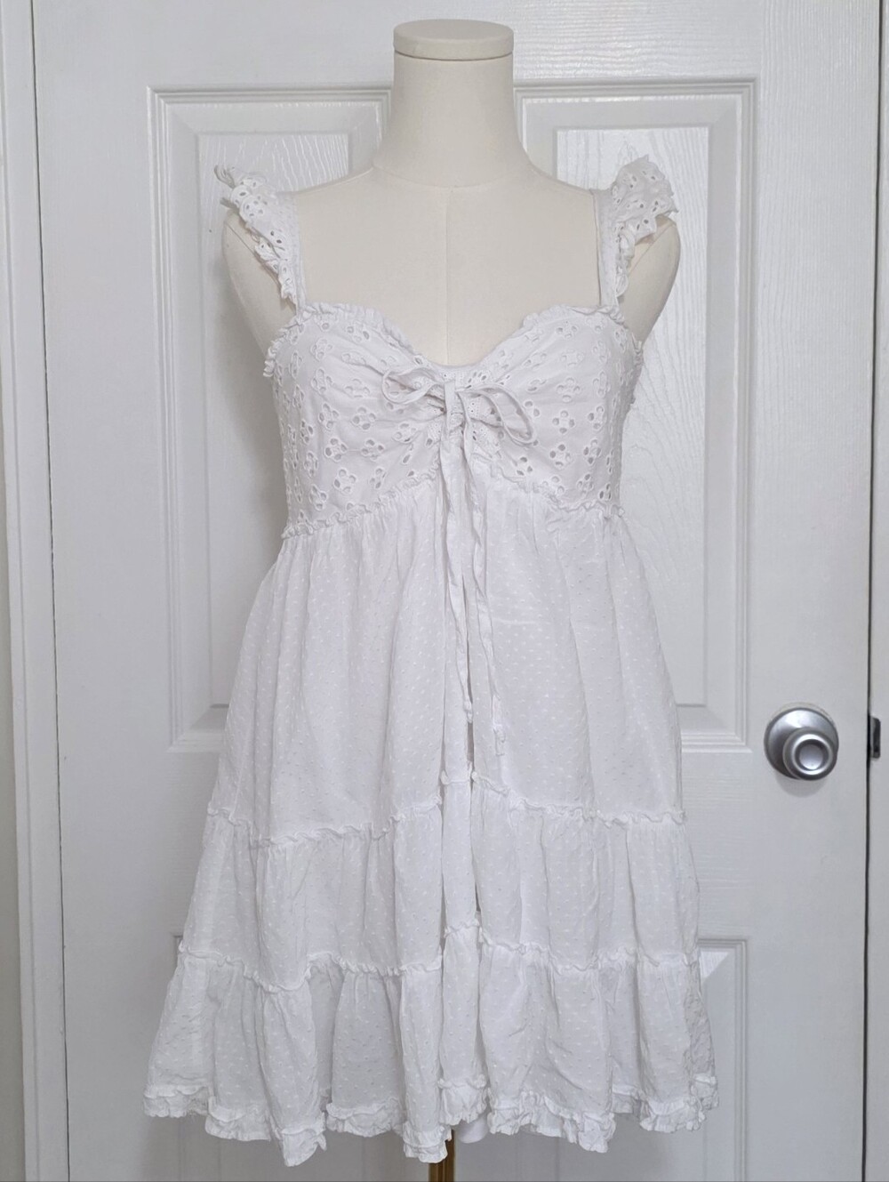 ♡ White Eyelet Ruffle Dress ♡